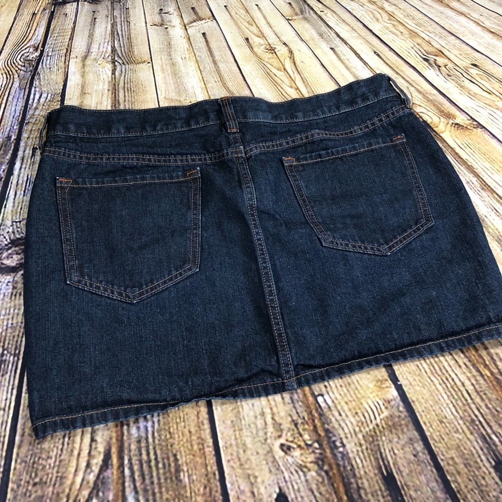Women’s size 12 skirt - Picture 2 of 4